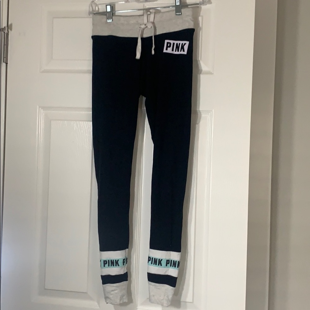Victoria’s Secret PINK leggings